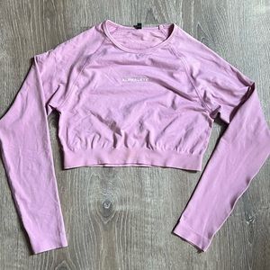 Alphalete Amplifty long sleeve crop bloom